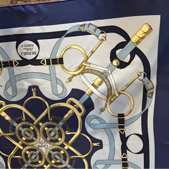Vintage Hermes Pellier Paris Eperon d' Or Silk Scarf Blues with light Gray - Picture 8 of 16